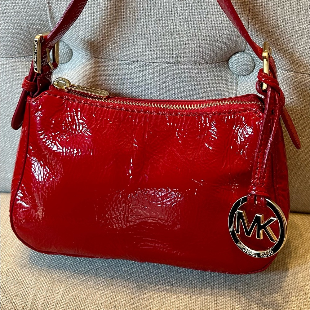 Michael Kors small patent red CUTE purse!